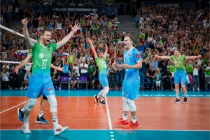 Slovenia and Italy Progress in European Volleyball Championship